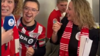 Joanes cantó su propio número con el premio de la boina Elosegui