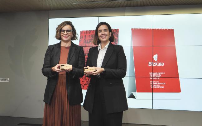 La Diputada General de Bizkaia, Elixabete Etxanobe e Itxaso Berrojalbiz, Diputada de Hacienda y Finanzas de Bizkaia | DFB Elixabete Etxanobe e Itxaso Berrojalbiz.