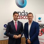 El Lehendakari Imanol Pradales con Txema Gutiérrez en ONDA VASCA