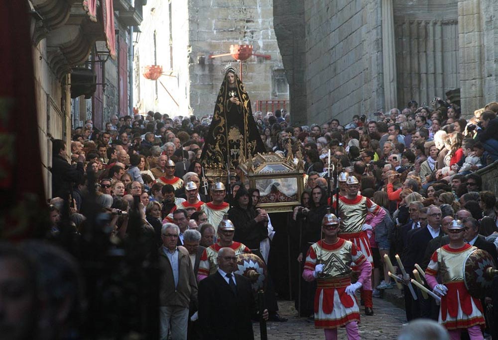 Procesión en Hondarribia durante la Semana Santa. Foto: hondarribia.eus