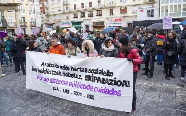 Protesta de los trabajadores en huelga del sector de intervención social Jorge Muñoz