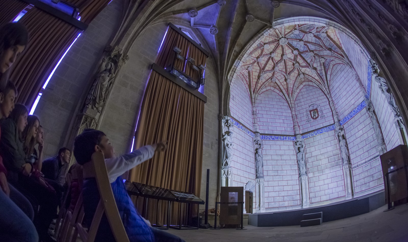 Un momento de la actividad 'El pórtico de la luz'.