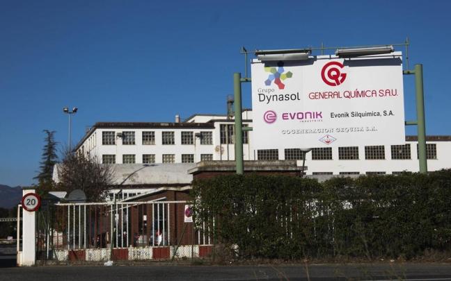 Exterior de la planta General Química S.A. en Lantarón Jorge Muñoz
