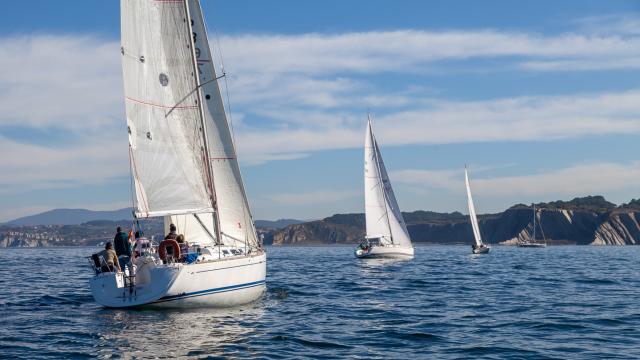 La ausencia de viento fue protagonista en la primera jornada / Foto: RCMA-RSC