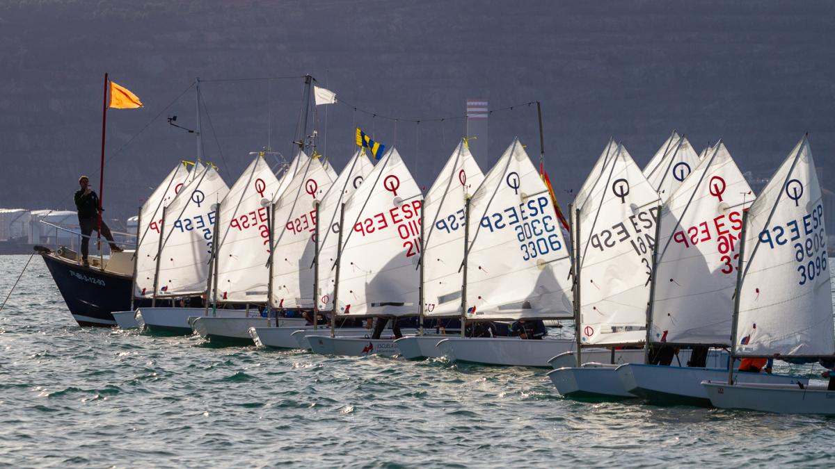 Salida de la clase Optimist. Foto: RCMA-RSC