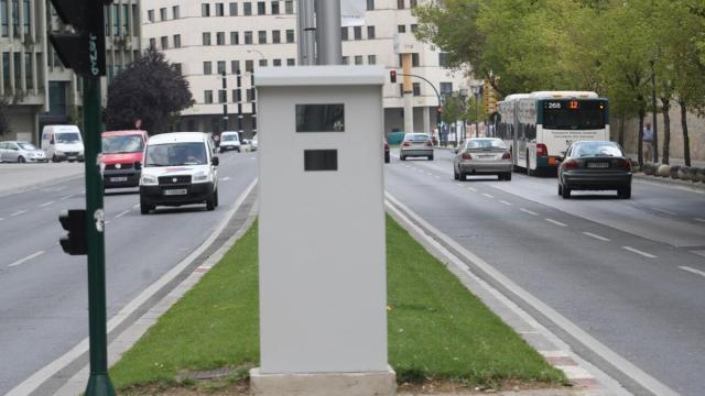 Radar de la avenida del Ejército de Pamplona / DNN