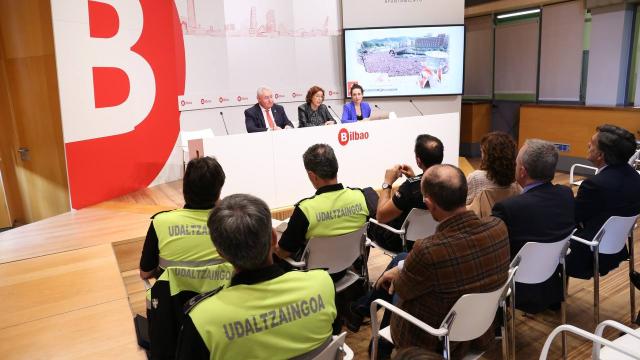 Representantes institucionales presentando el dispositivo de seguridad para este jueves. DEPARTAMENTO DE SEGURIDAD