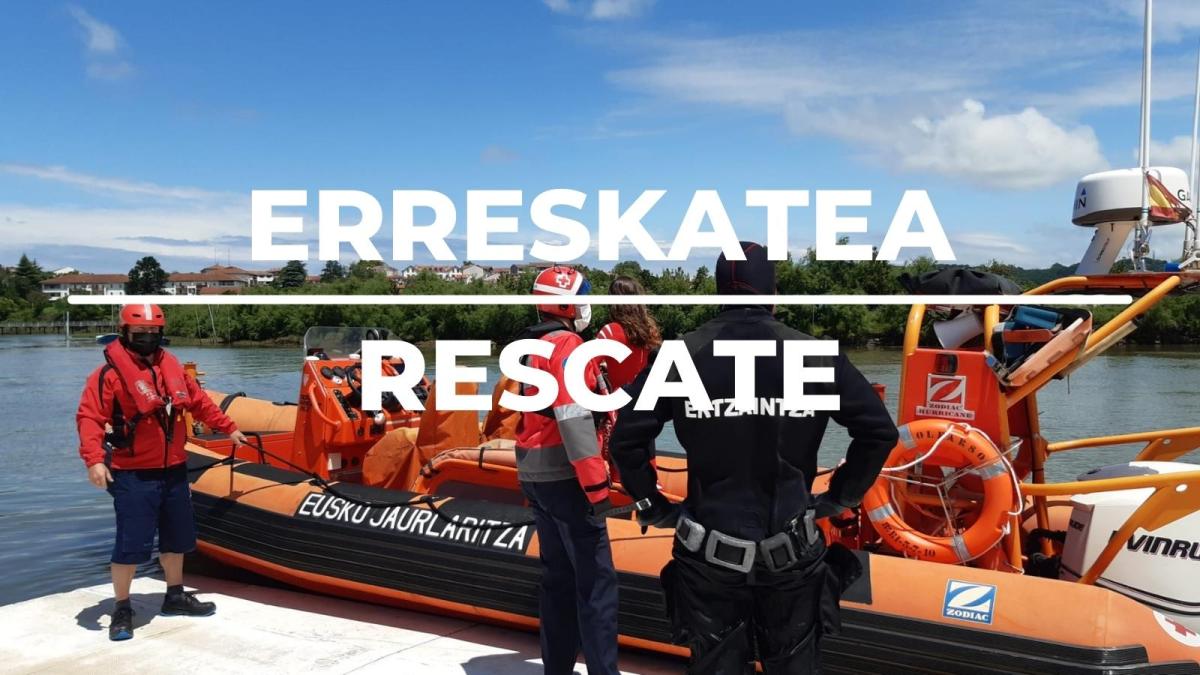 Los Servicios de Emergencias de Euskadi localizan el cuerpo sin vida de un submarinista desaparecido en Ondarroa