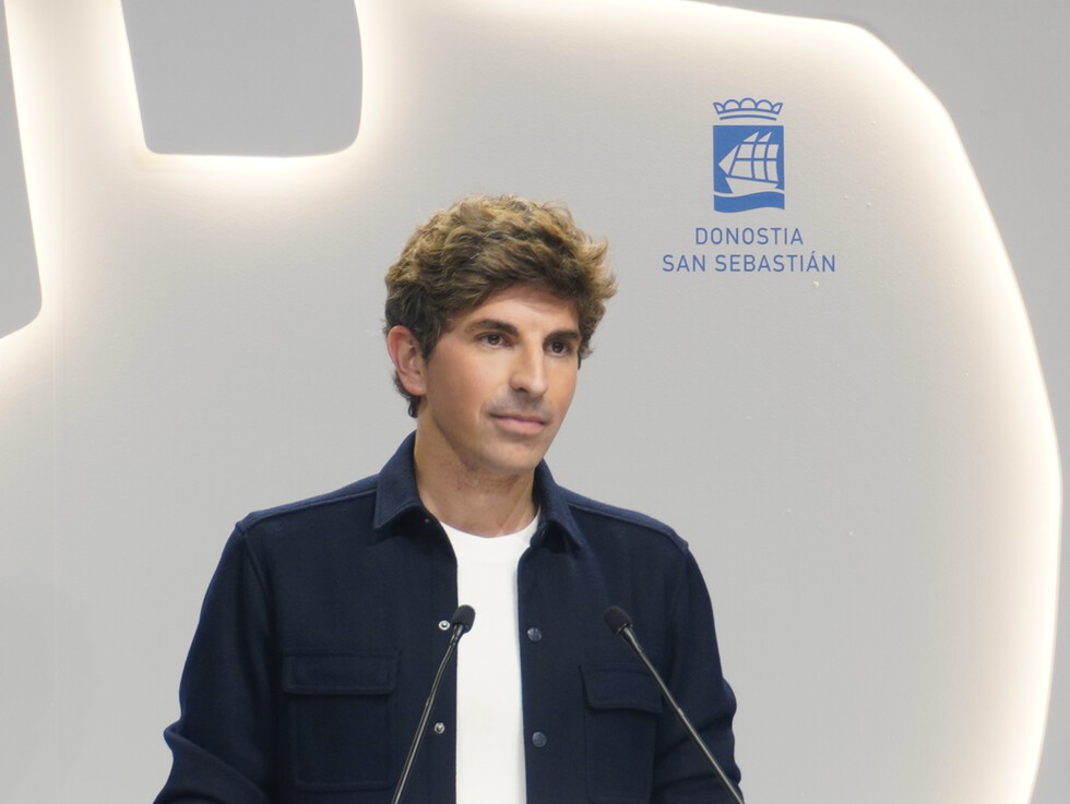 Jon Insausti, alcalde de Donostia, en rueda de prensa | Donostia.eus