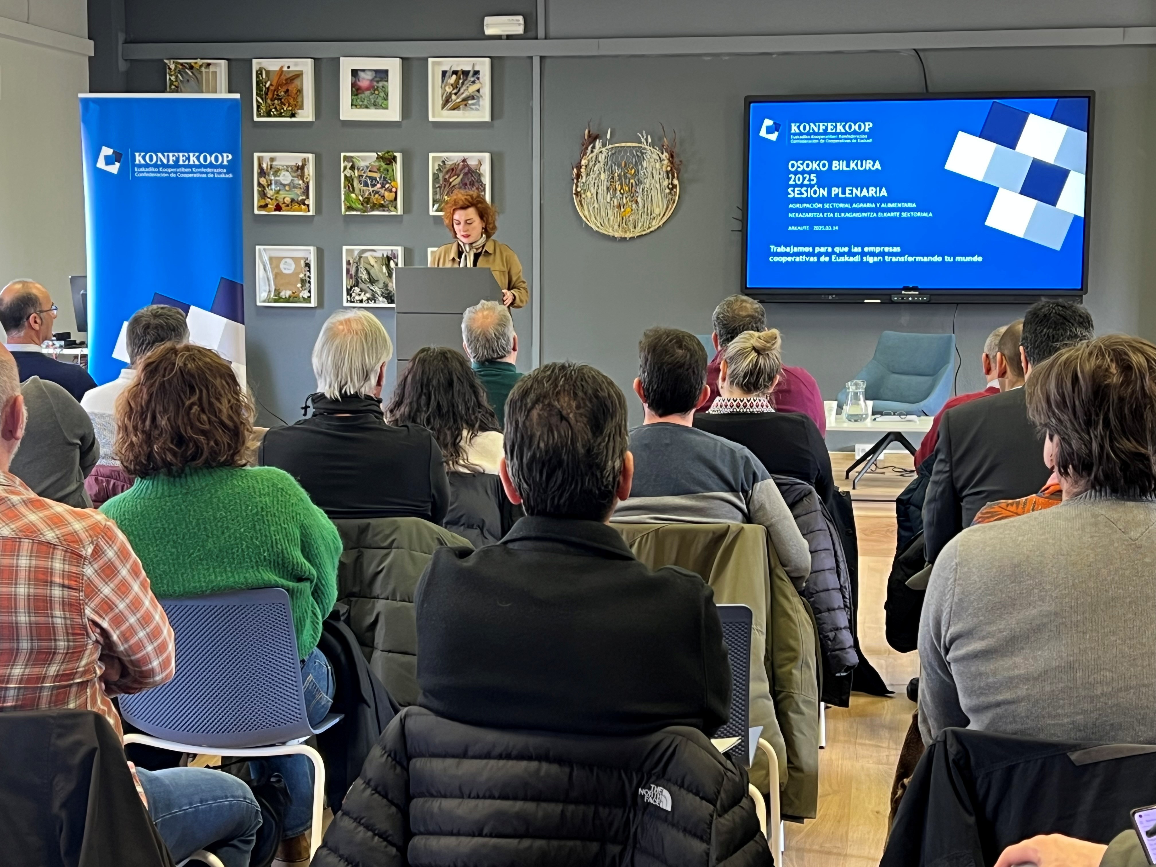 Reunion sectorial cooperativismo sector agrario