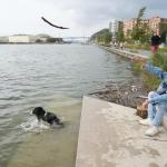 Las mareas vivas desbordan mínimamente en algún punto de la ría de Bilbao Pankra Nieto