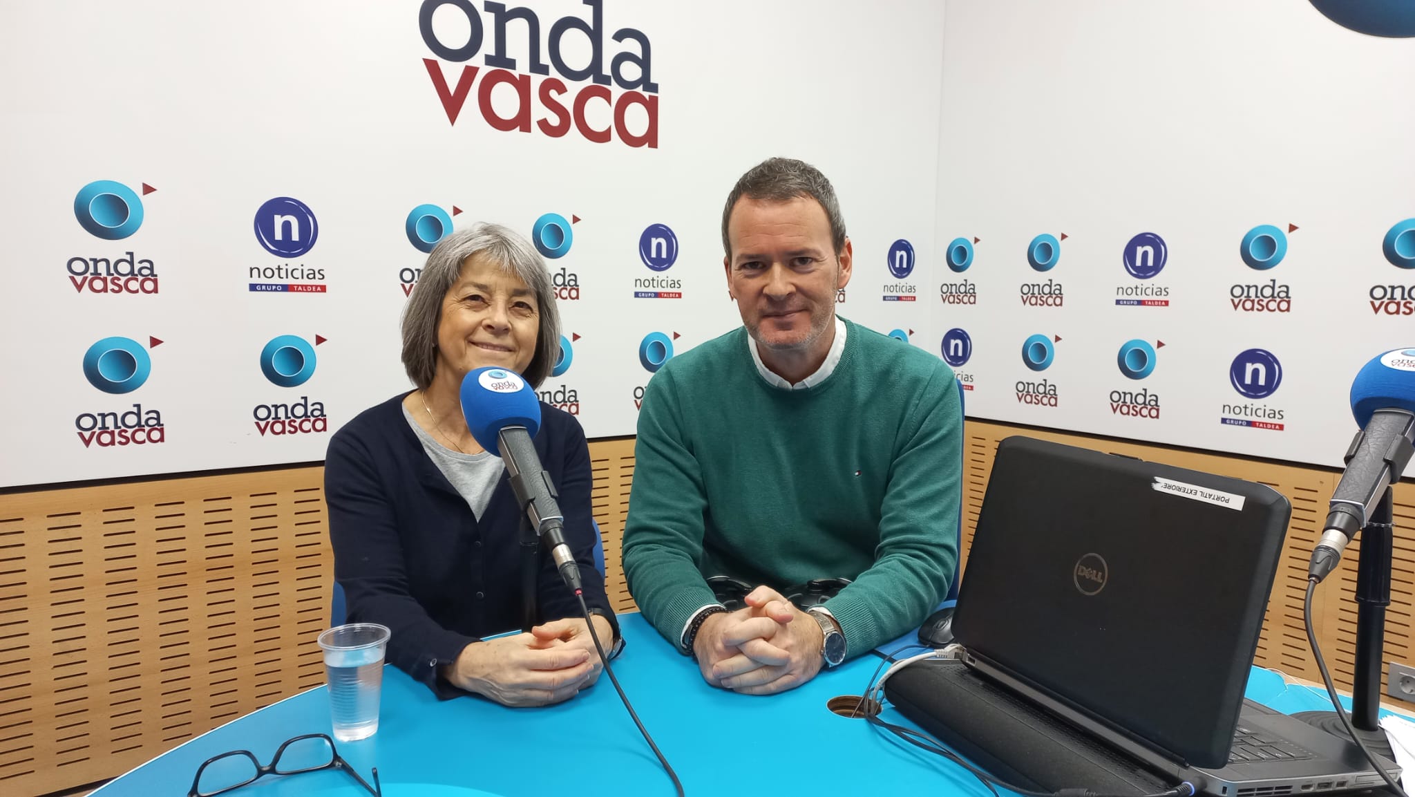 María Jesús Barberá, jefa de la Unidad de ITS de Bombero Etxaniz con Txema Gutiérrez en ONDA VASCA