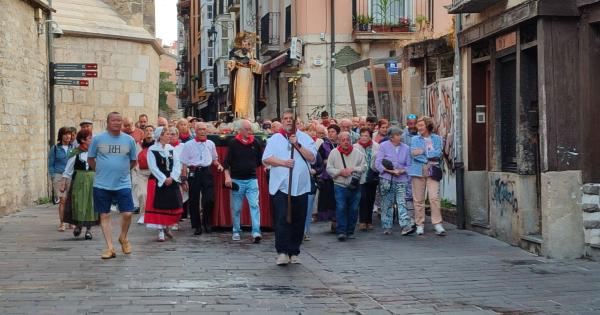 Procesión del Rosario de la Aurora. ASIER VERA