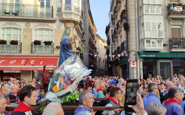 Procesión del Rosario de la Aurora. ASIER VERA
