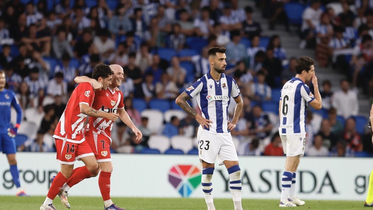 La Real se juega tres puntos importantes contra el Rayo. JAVI COLMENERO
