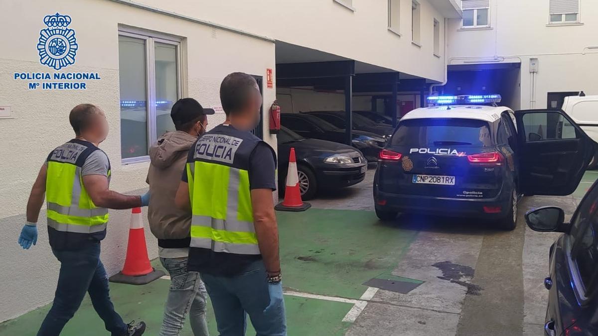 Imagen del detenido en dependencias de la Jefatura Superior de Policía del País Vasco, en Bilbao. Policía Nacional