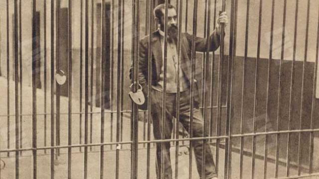 Sabino de Arana en la cárcel de Larrinaga