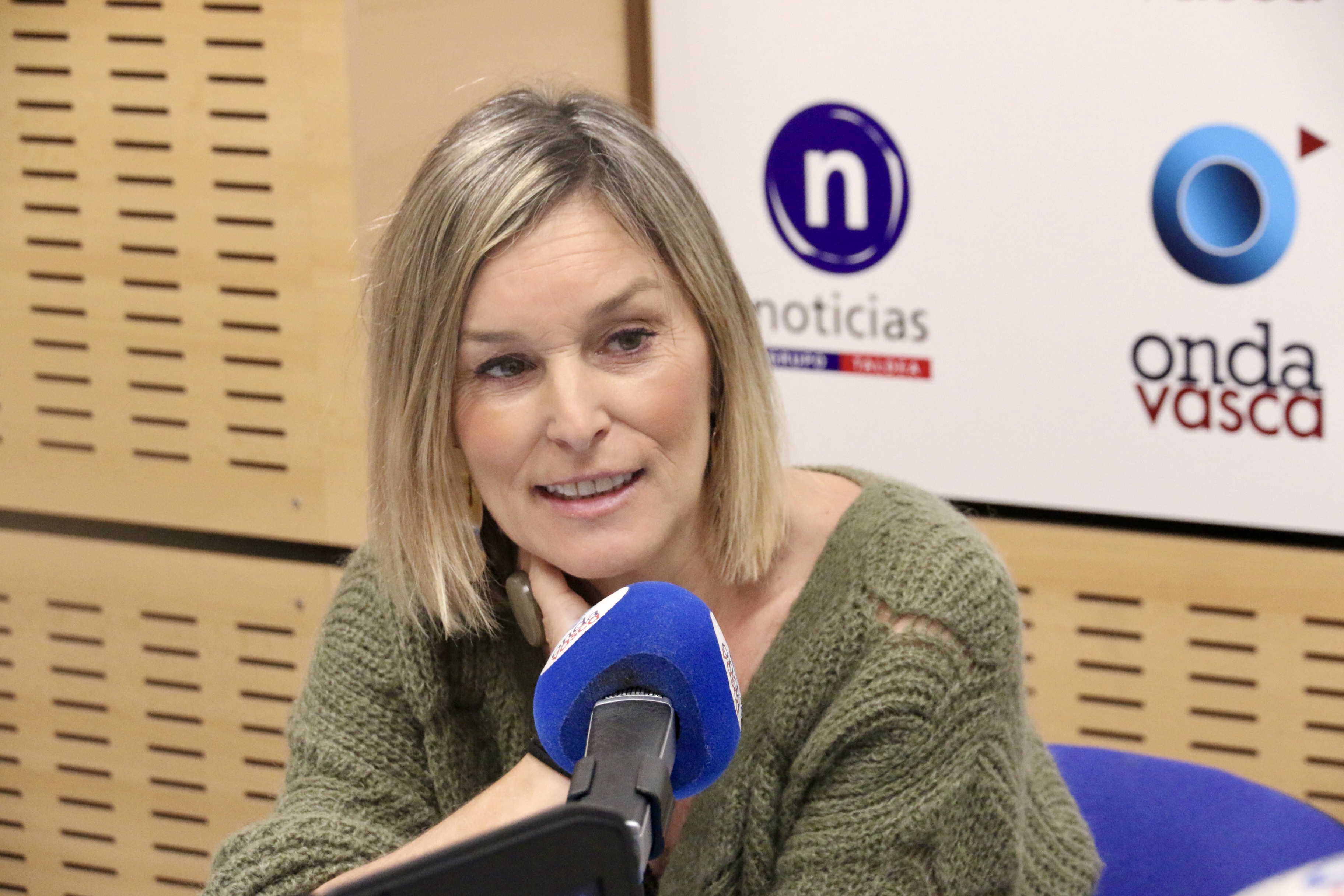 Idoia Sagastizabal en los estudios de ONDA VASCA