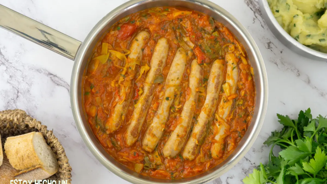 Salchichas con pimientos Salchichas con pimientos