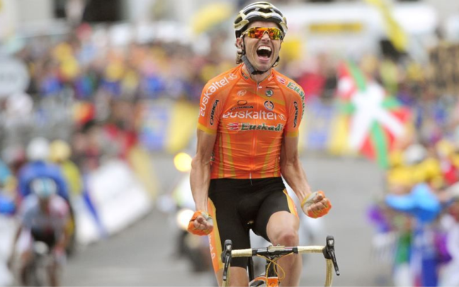 Samu Sánchez en su victoria en el Tourmalet en 2011 con Euskaltel-Euskadi. Foto: Tour de Francia Samu Sánchez en su victoria en el Tourmalet en 2011 con Euskaltel-Euskadi. Foto: Tour de Francia