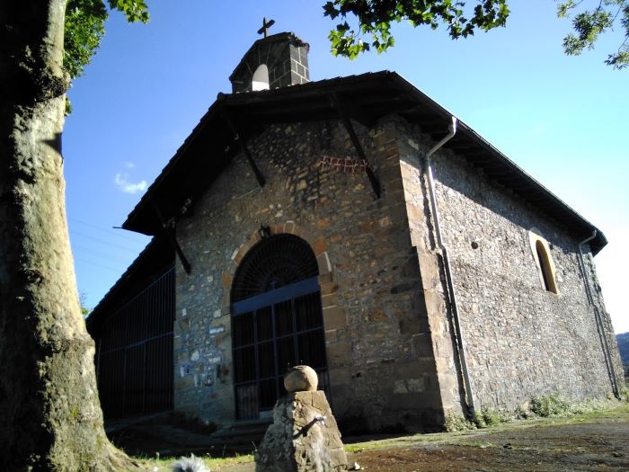 Una de las rutas visita la ermita de San Pantaleón