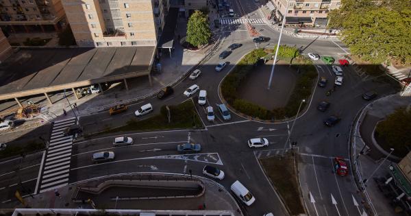 Aspecto de los nuevos pasos de peatones en el entorno de la rotonda de San Jorge. Fotos: Ayuntamiento de Pamplona