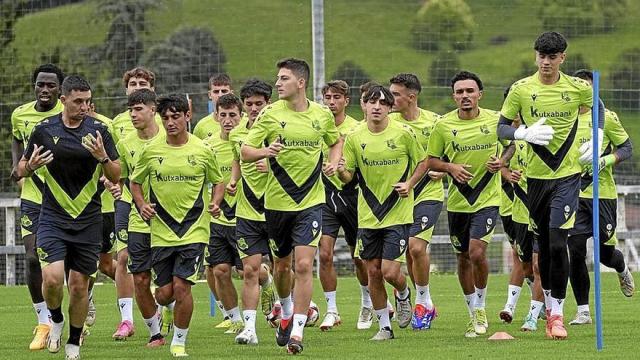Los jugadores del Sanse han iniciado el trabajo en Zubieta. REAL SOCIEDAD