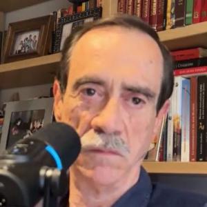 Santiago Ávila, doctor en economía, entrevistado en Las Mañanas de Onda Vasca