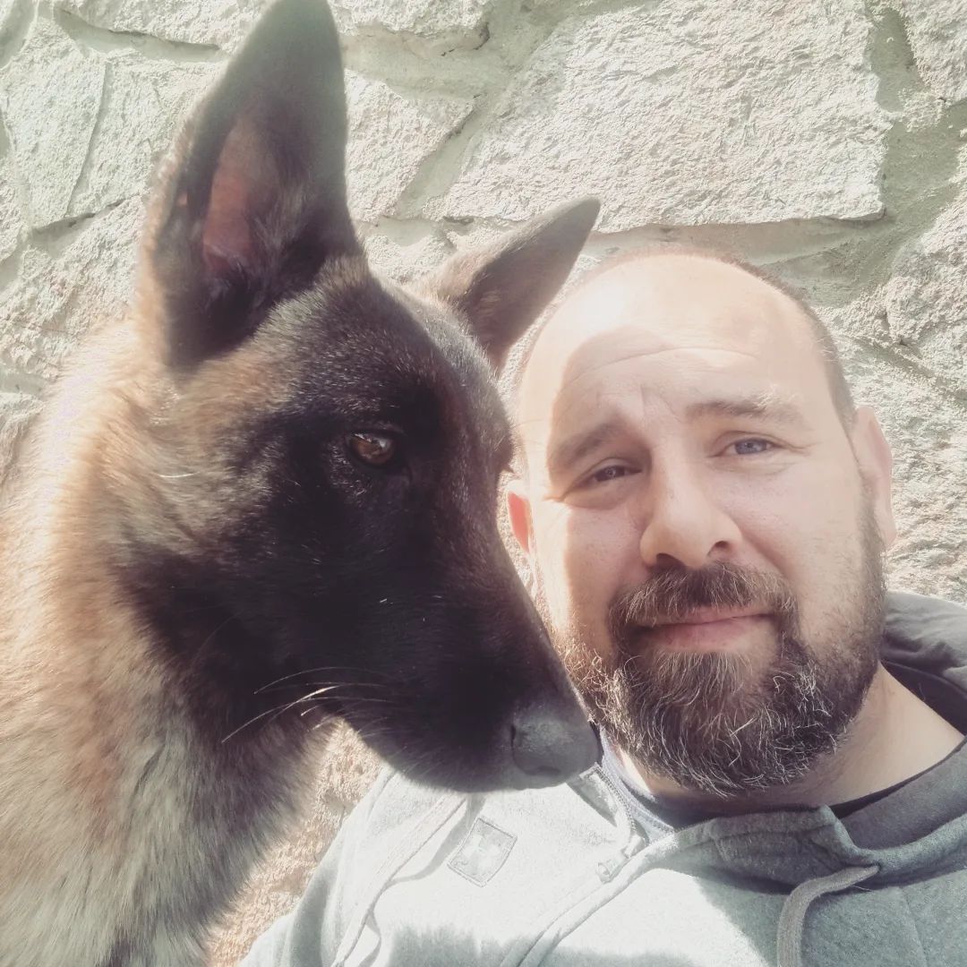 santiago diaz pastor belga entrevista