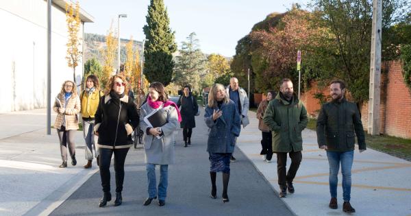 Los miembros del Consejo de Gerencia de Urbanismo y de la Comisión de Urbanismo del Ayuntamiento de Pamplona visitan el parque de Aranzadi. Foto: Ayuntamiento de Pamplona