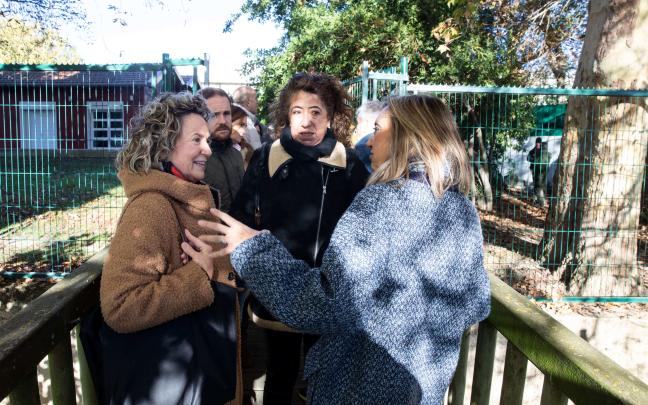 Los miembros del Consejo de Gerencia de Urbanismo y de la Comisión de Urbanismo del Ayuntamiento de Pamplona visitan el parque de Aranzadi. Foto: Ayuntamiento de Pamplona