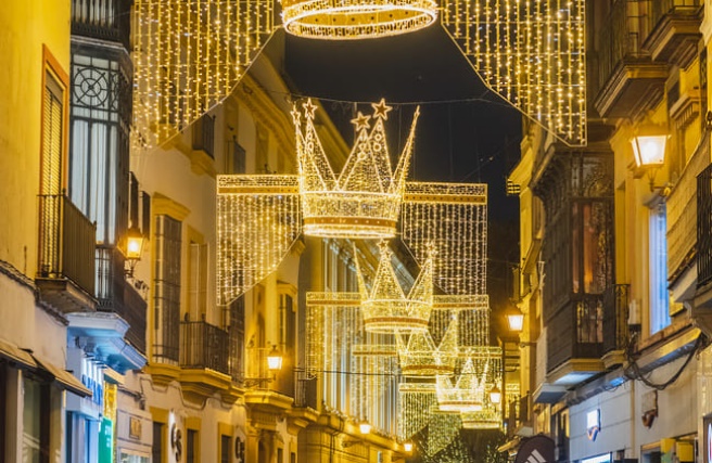 Iluminación navideña en Sevilla. Foto: visitasevilla.es Iluminación navideña en Sevilla. Foto: visitasevilla.es