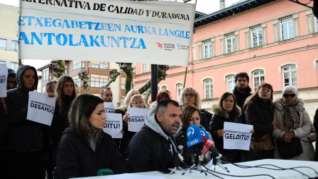 Rueda de prensa convocada por las familias afectadas y el Sindicato Socialista de Vivienda. Sindicato Socialista de Vivienda