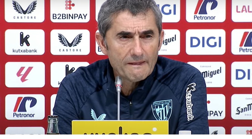 Ernesto Valverde, este mediodía en la sala de prensa de Lezama