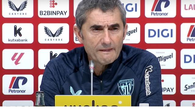 Ernesto Valverde, este mediodía en la sala de prensa de Lezama
