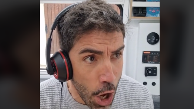 Rafa Durán durante la retransmisión del 'No Verano' en su TikTok