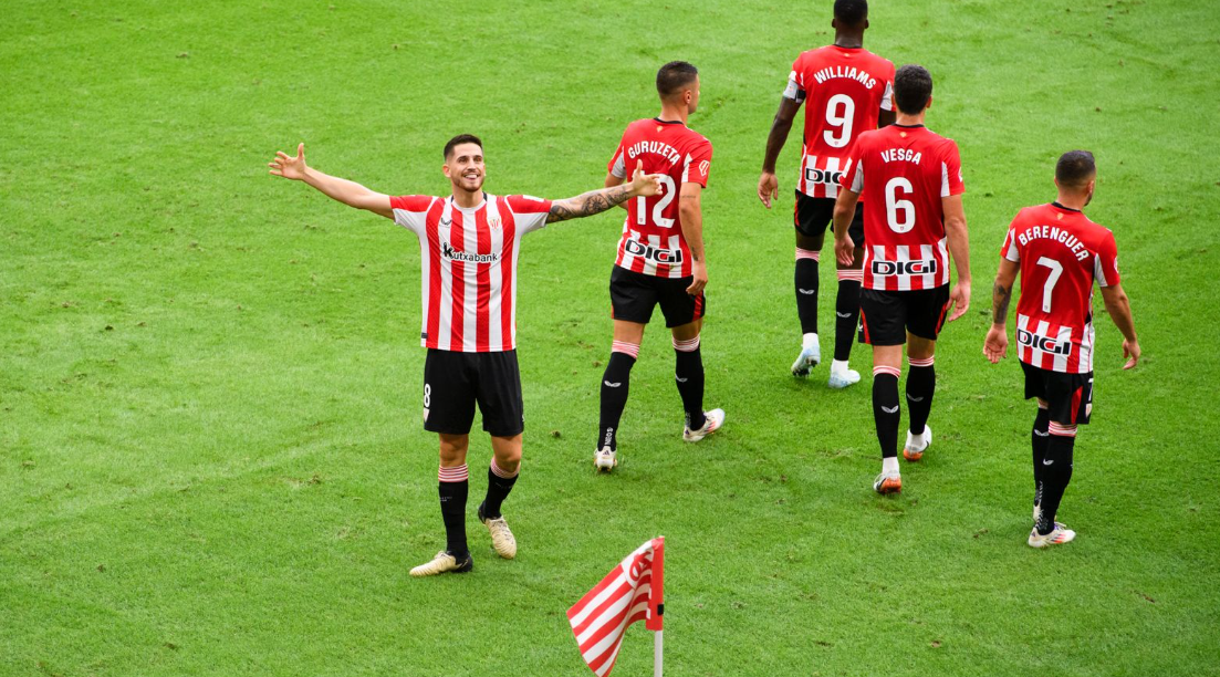 Oihan Sancet celebra un gol en San Mamés / Athletic Club