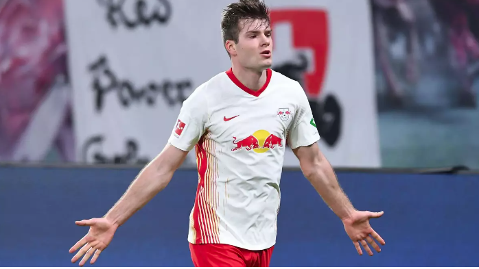 Sorloth celebra un gol con la camiseta del RB Leipzig. / N.G.