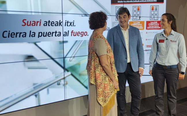 Amaia Arregi, Ager Izagirre e Itxaso Olabarrieta.