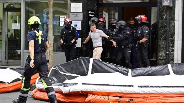 Imagen del suceso ocurrido este martes en Bilbao / DEIA - Oskar González