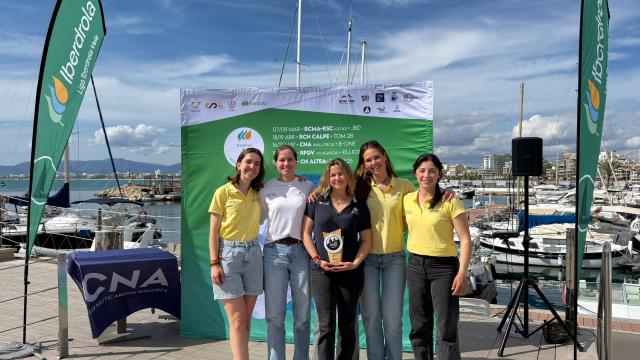 Integrantes del Surne, subcampeonas en la cita de Mallorca. Foto: RCMA-RSC