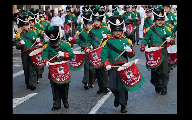 Imagen de archivo de Intxaurrondoko Haur Danborrada