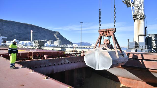 El Puesto de Control en Frontera del Puerto de Bilbao dispone de 15 bocas y está autorizado por la Comisión Europea para realizar controles sanitarios / Autoridad Portuaria de Bilbao 