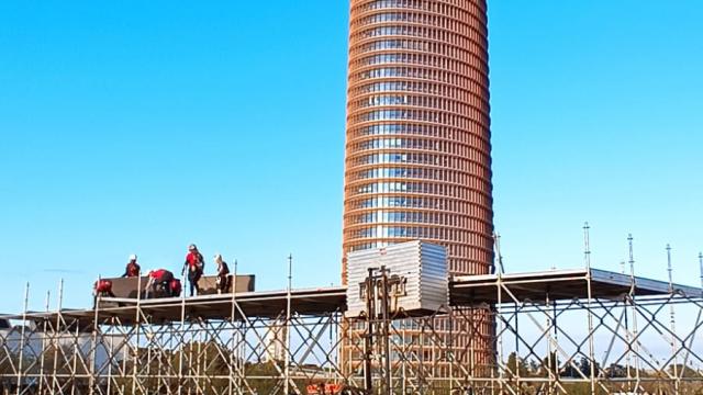 Athletic Hiria va "cogiendo forma" junto a la Torre Sevilla | ONDA VASCA