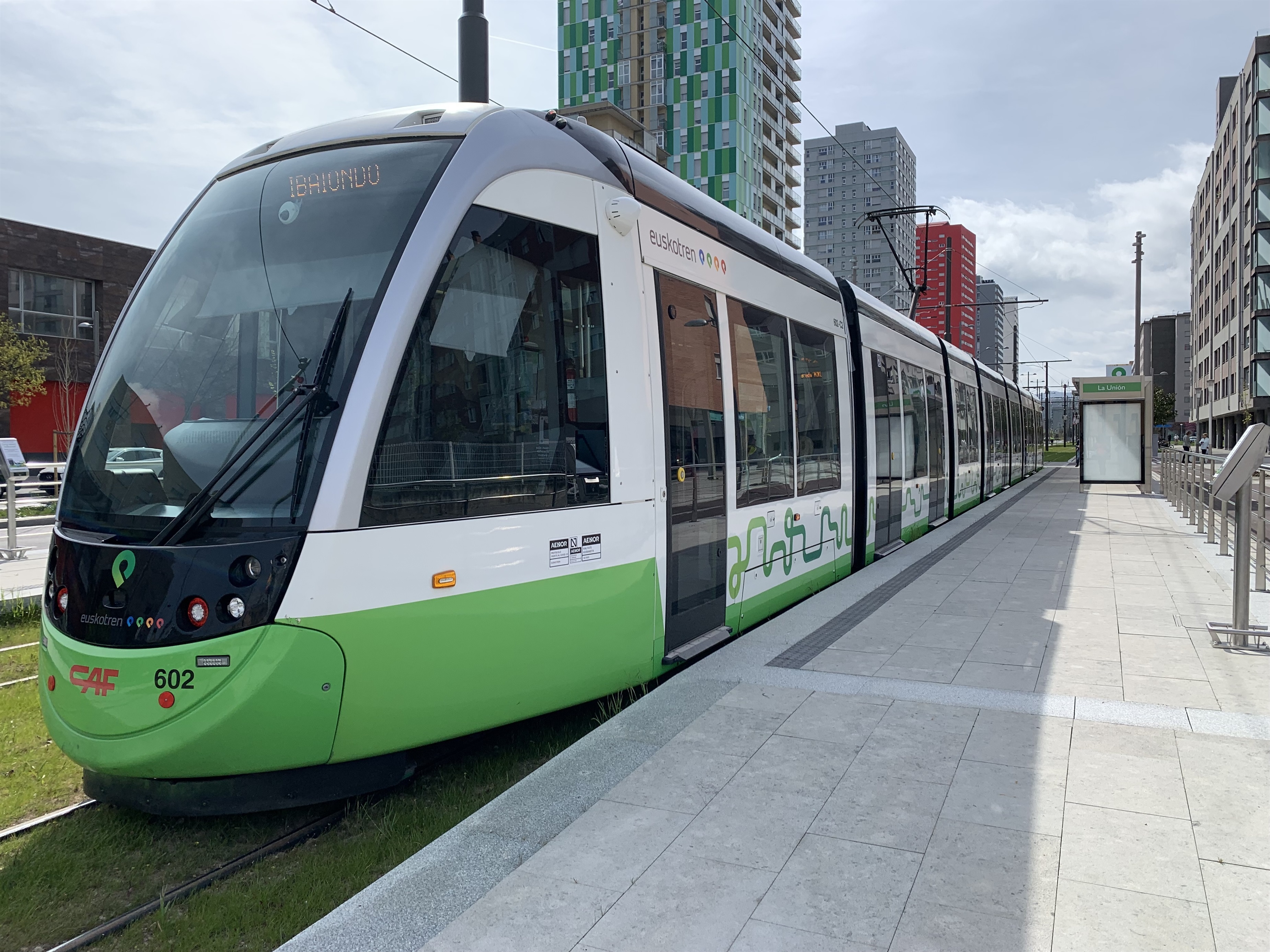 Este jueves el tranvía circulará con normalidad por Vitoria-Gasteiz. EP