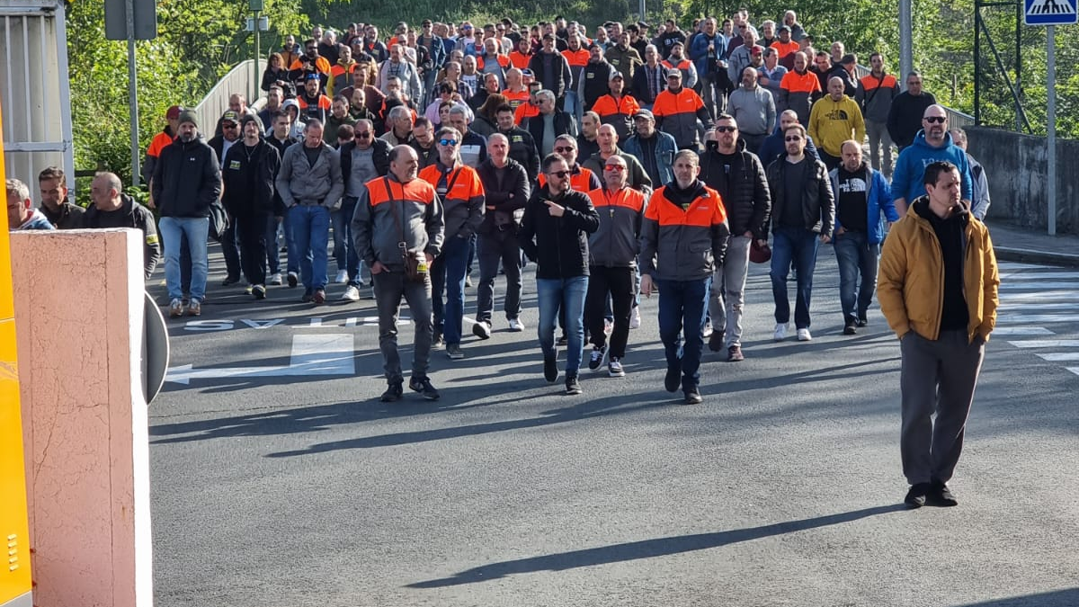 Reunión de la asamblea de trabajadores de Bridgestone Basauri. ONDA VASCA