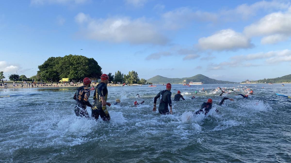Participantes en una edición del Ironman Vitoria-Gasteiz anterior. CEDIDA