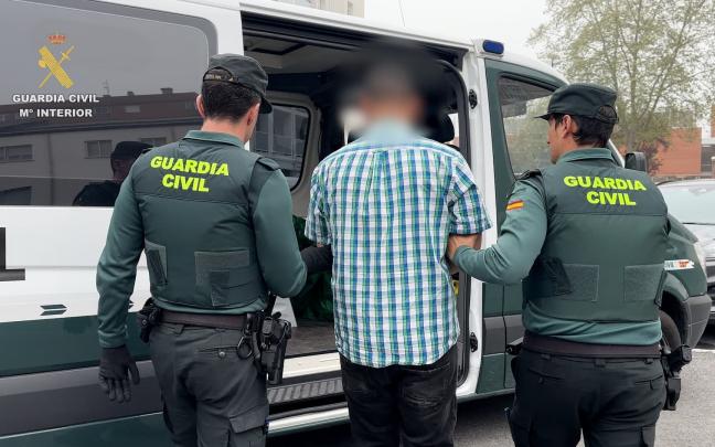 Detención de uno de los miembros de la banda juvenil 'Trinitarios' en Álava. Detención de uno de los miembros de la banda juvenil 'Trinitarios' en Álava.