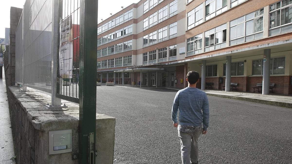 magen de archivo del antiguo instituto Antonio Trueba de Barakaldo que ya fue derribado | Deia
