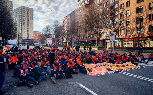 Movilización de los trabajadores de Tubos Reunidos de Bilbao. EP